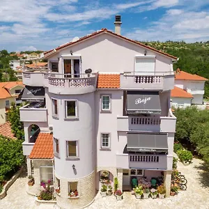 apartmani-baja-lopar.primorje-gorskikotar.com/