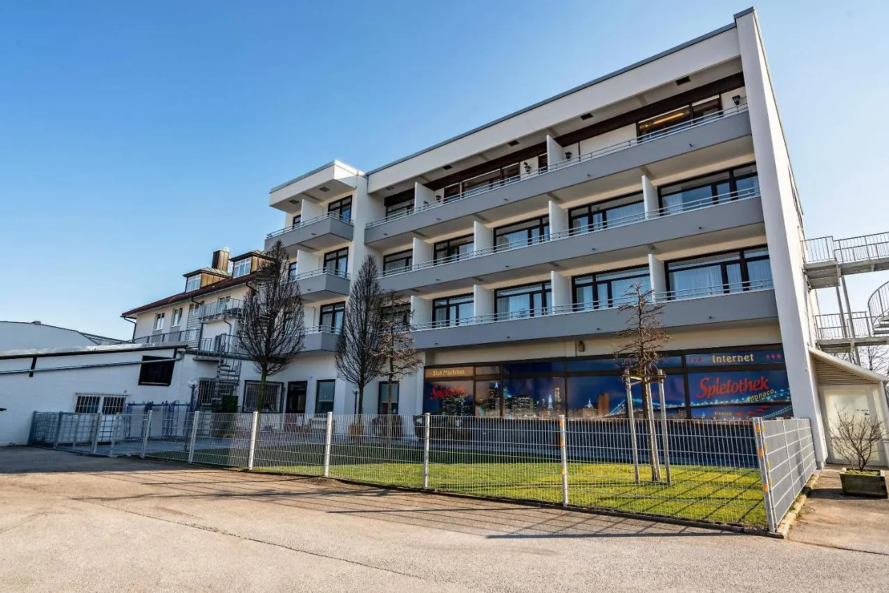 Huber Living Basic 304 Apartment Germering